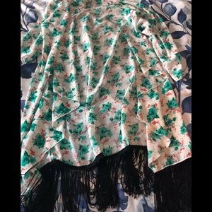 Lularoe Monroe Kimono